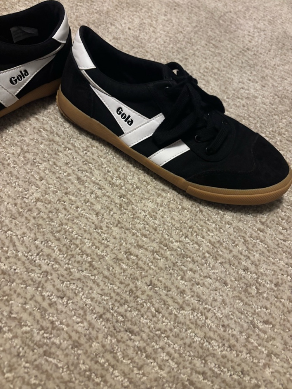 Gola Black & White Low-Top Sneakers size 7.5 - Picture 3 of 5